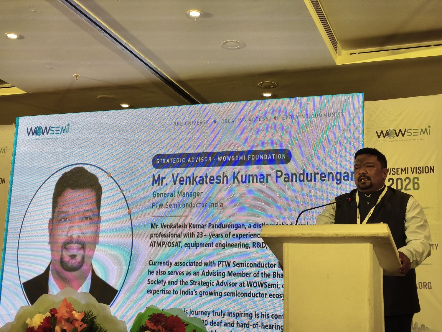 Venkatesh Kumar Pandurengan speaking at WOWSemi Vision 2026